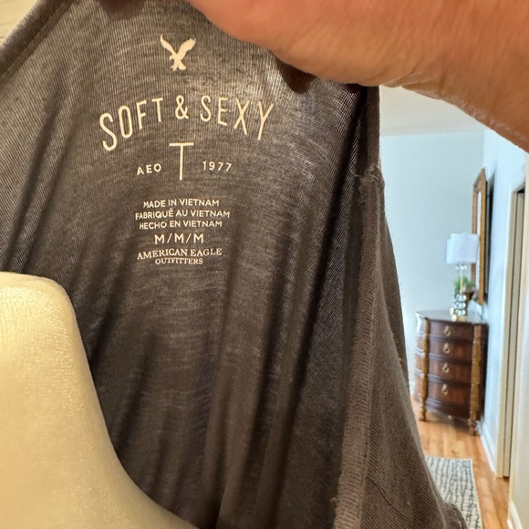 American Eagle Soft & Sexy Ombre Cold Shoulder Top - Picture 9 of 9
